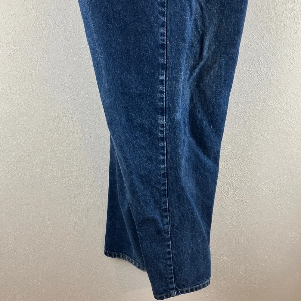 Eddie Bauer Authentic Denim Jeans in a Medium-to-Dark Blue Wash Size: 42x30